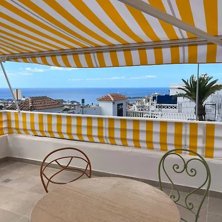 La Esquinita De Abajo *